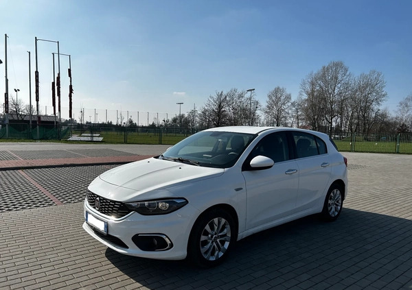 Fiat Tipo cena 34900 przebieg: 100530, rok produkcji 2017 z Brzeg Dolny małe 46